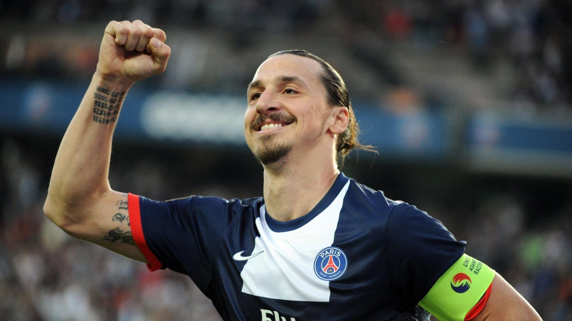 爱游戏在线登录-梅西在法甲助攻破百，巴黎火力全开，梅西进球 巴黎